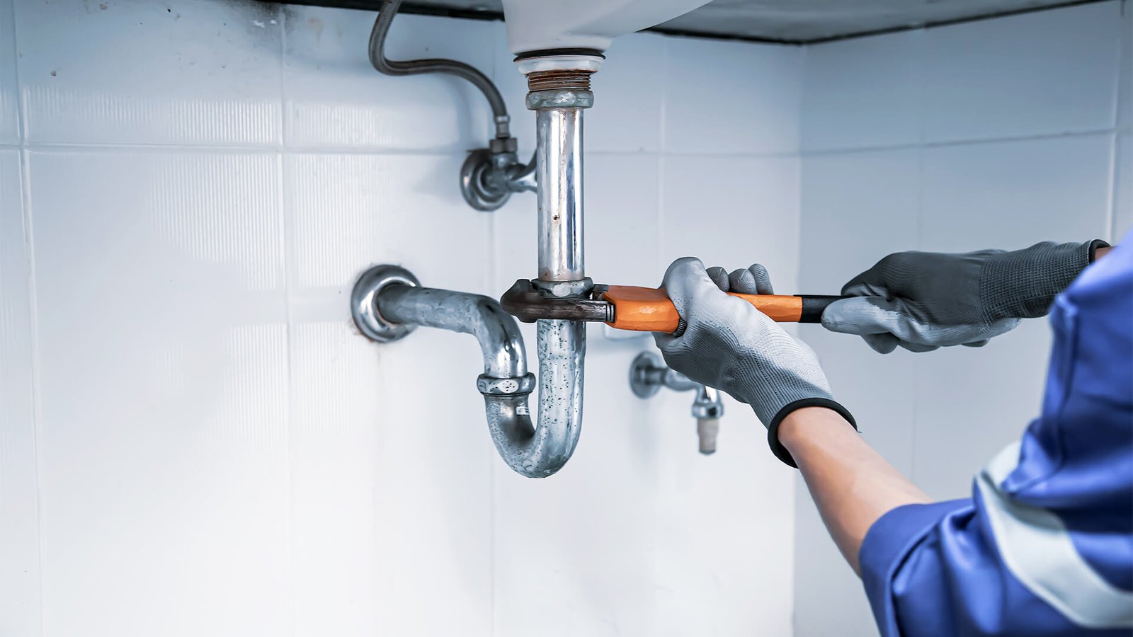 Stores Plumbing Services in Milton Florida